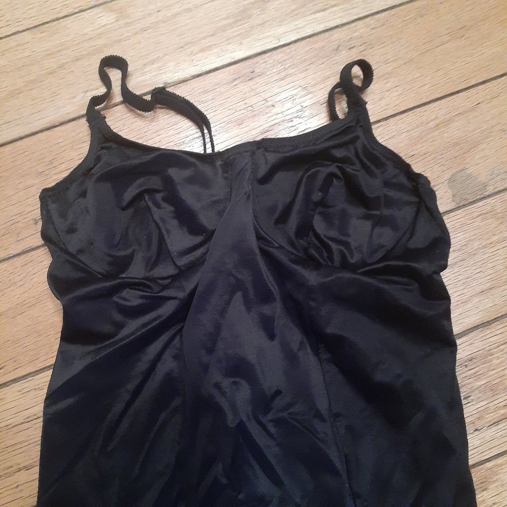 BODY SLIP:  BRA & SHAPER - Picture 2 of 4